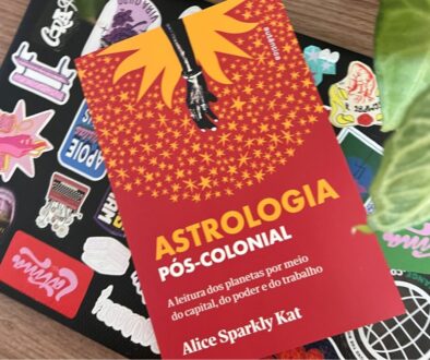 livro astrologia pós colonial capa